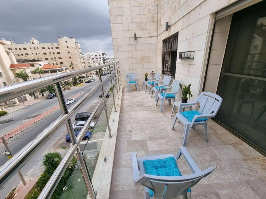 Deir Ghbar 3 Rooms Apart Amman Exterior photo